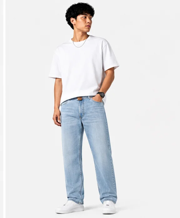 Men's Classic Light Blue Straight Fit Jeans view 3