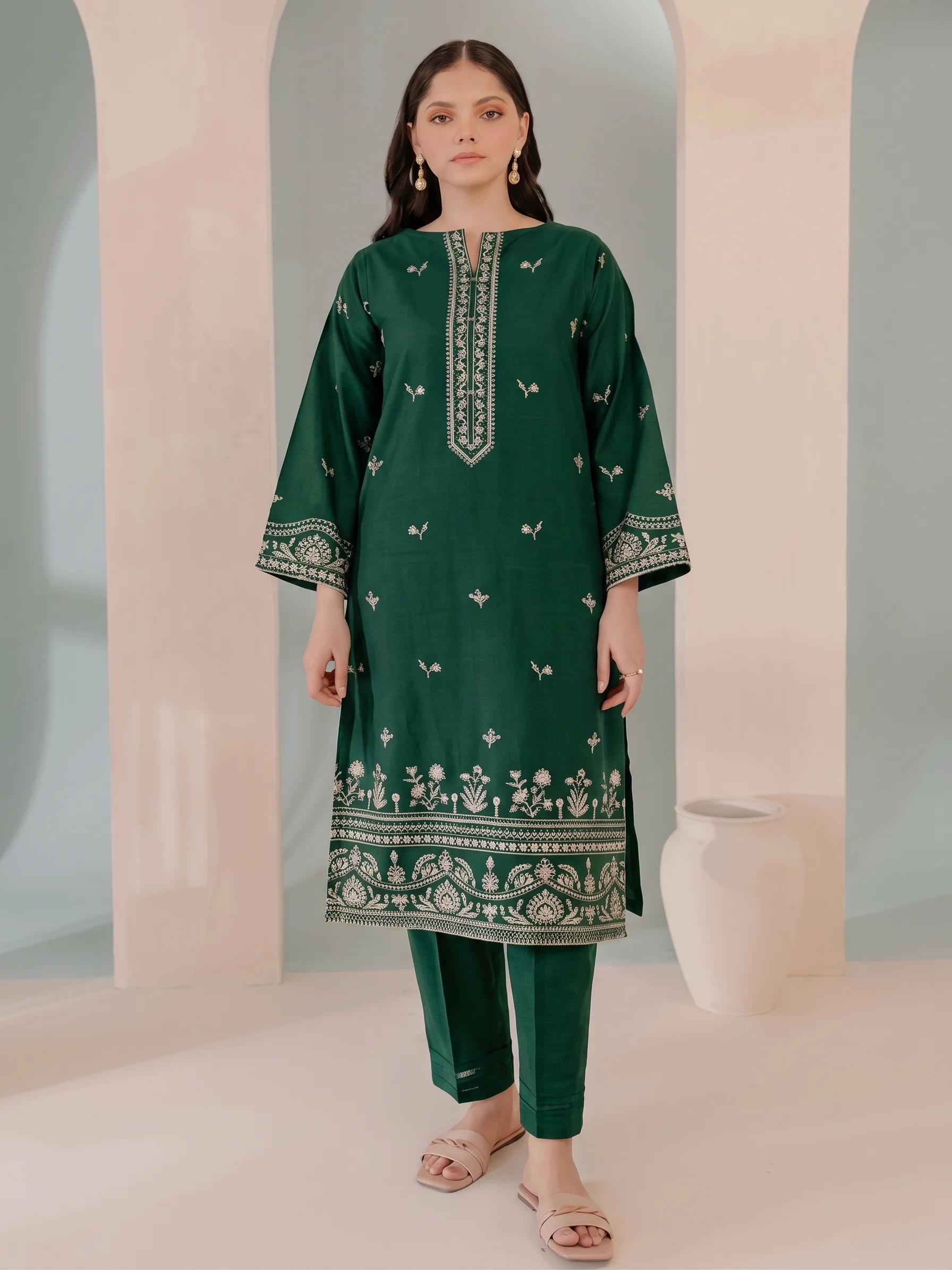 Elegant Green Embroidered Dhanak Unstitched 2-Piece Suit