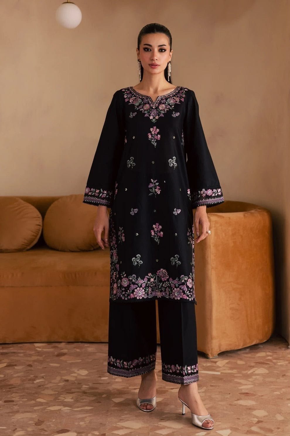Premium Black Embroidered Dhanak 2-Piece Ensemble