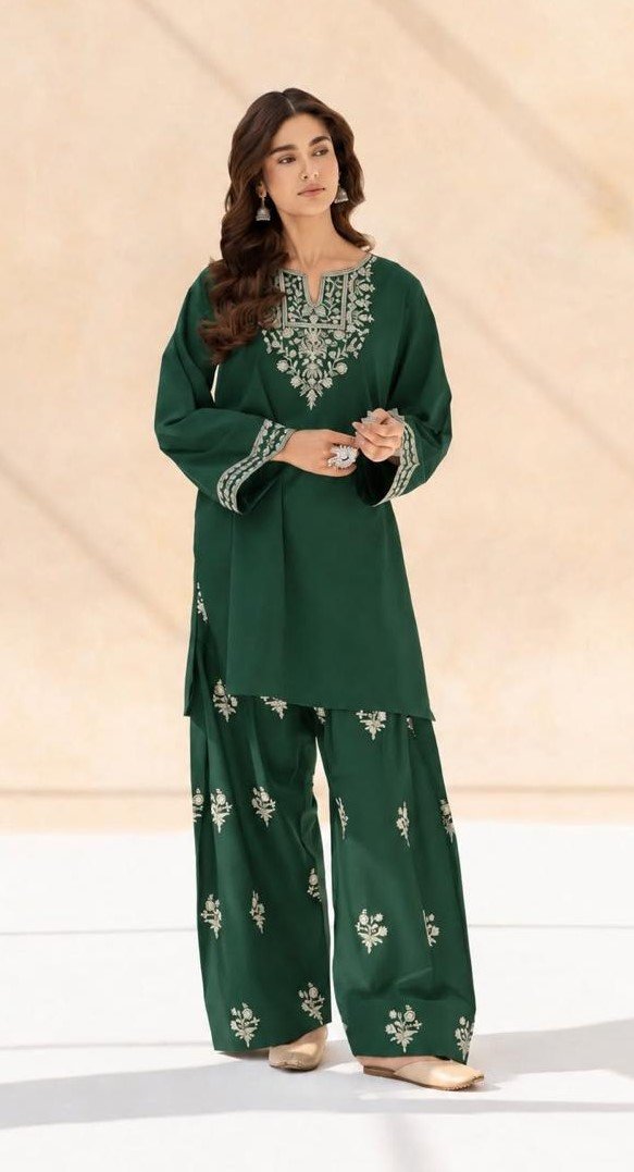 Elegant Dark Green Embroidered Dhanak Unstitched 2-Piece Suit