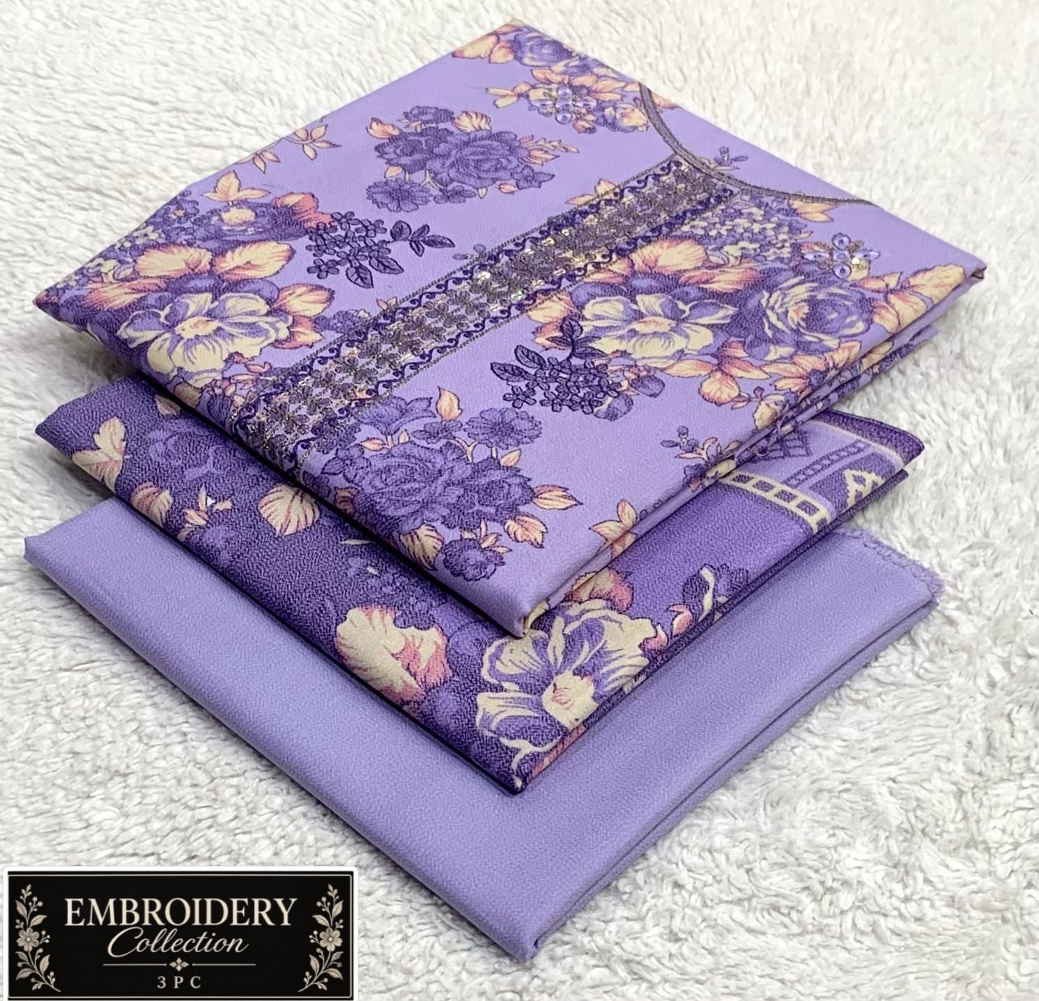Maria.B Dhanak Neck Embroidery 3PC – Light Lavender